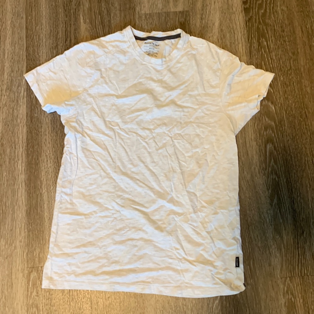 Kenneth Cole white teeshirt with grey details size medium